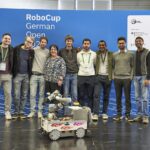 Das Team GM-Force Cologne mit Prof. Dr. Elena Algorri beim RoboCup German Open 2026